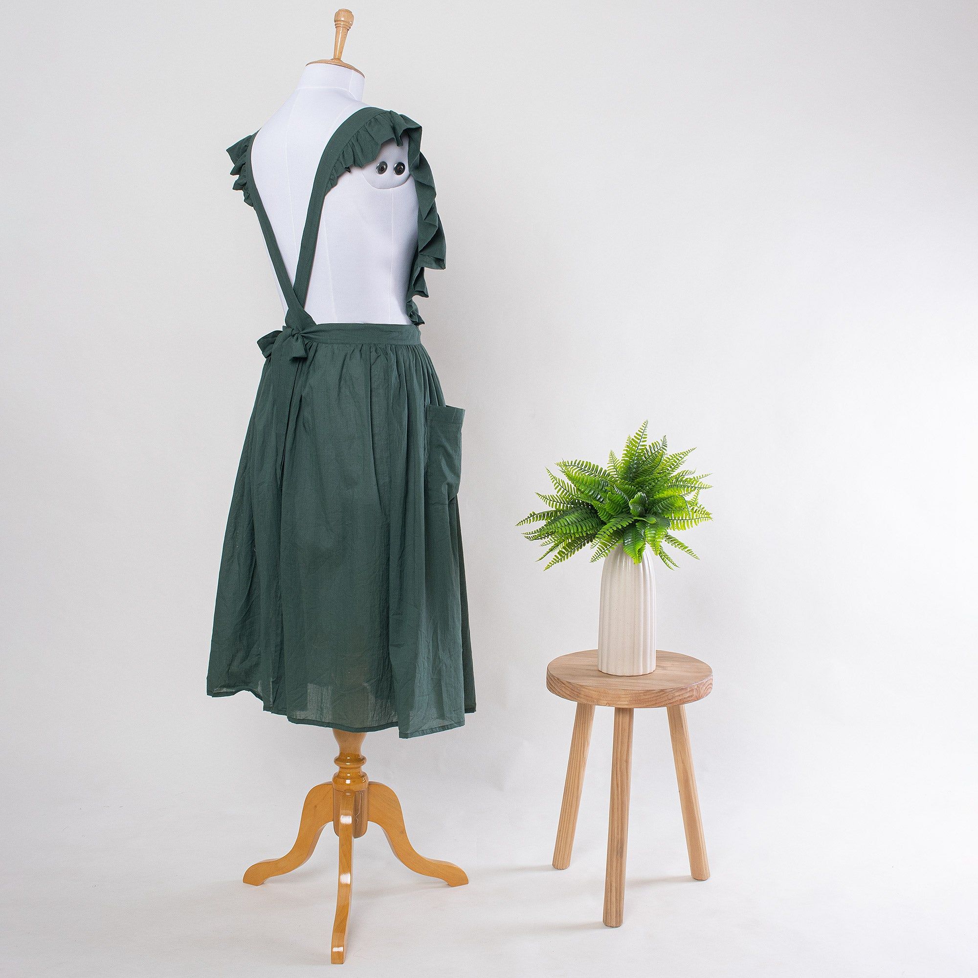 Green Cooking Aprons for Women, Chef Multipurpose Front Pocket